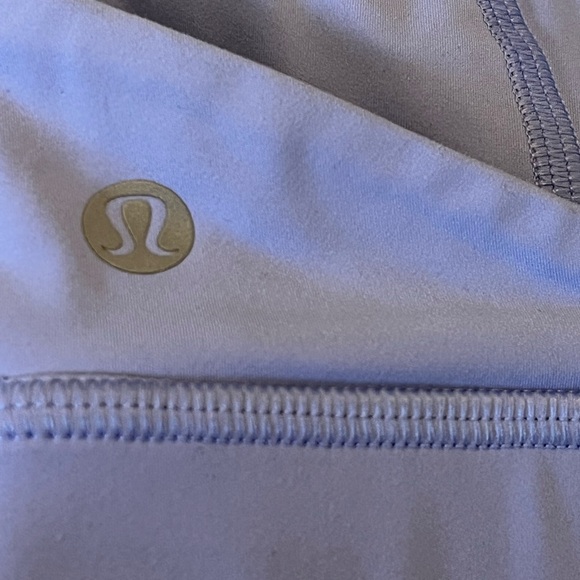 Lululemon Fast & Free Sports Bra sz 8 | Hydrangea Blue - Picture 4 of 8